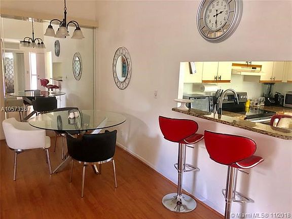 3rd image of 5418 Firenze Dr APT N