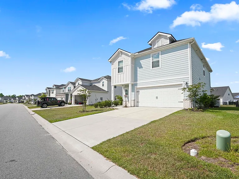 2325 Copper Creek Loop — Photo 2