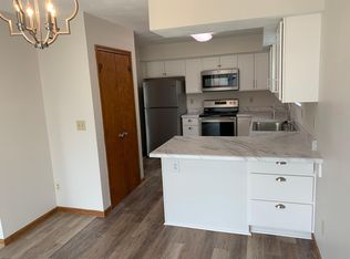 4880 Drayton Rd, Hilliard, OH 43026