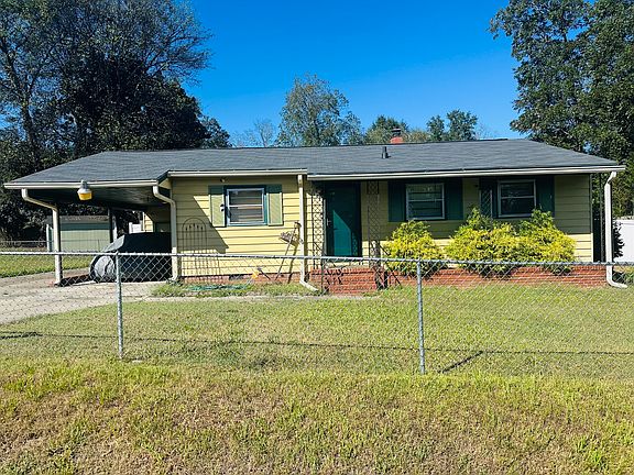 2nd image of 3913 Blair Ct
