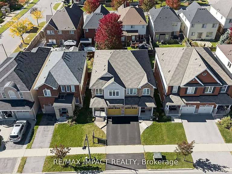 1384 W Rennie St — Photo 3