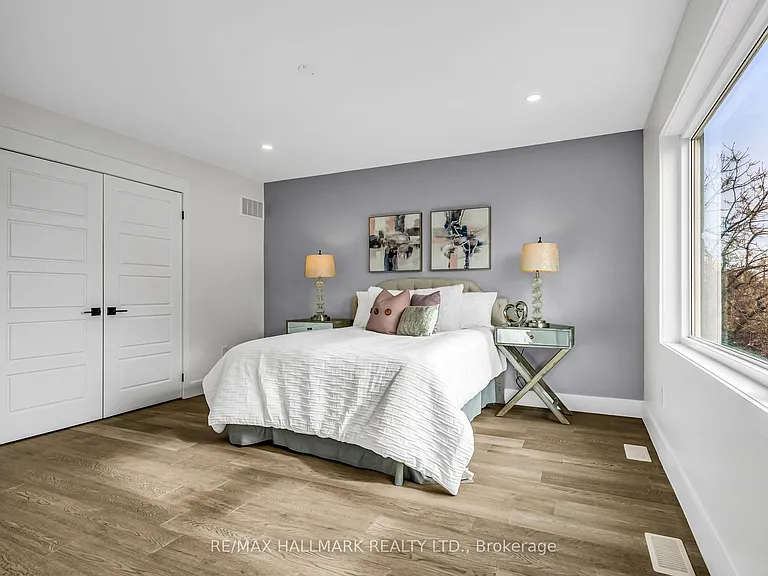 53 Buttonwood Ave — Photo 34