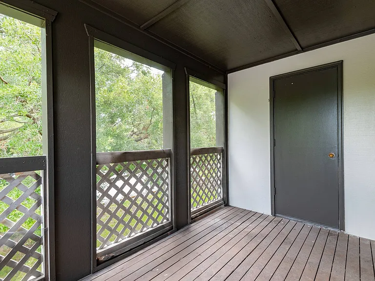 Screened Lanai with Large Storage Closet