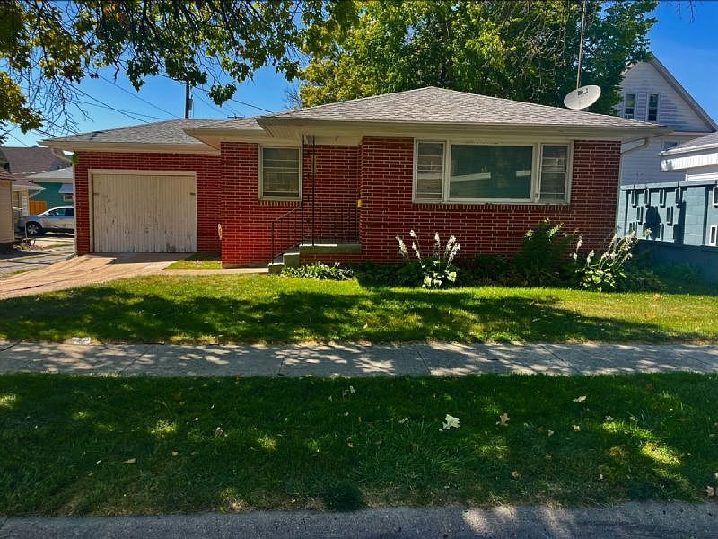 407 N 6th St, Red Oak, IA 51566 Zillow