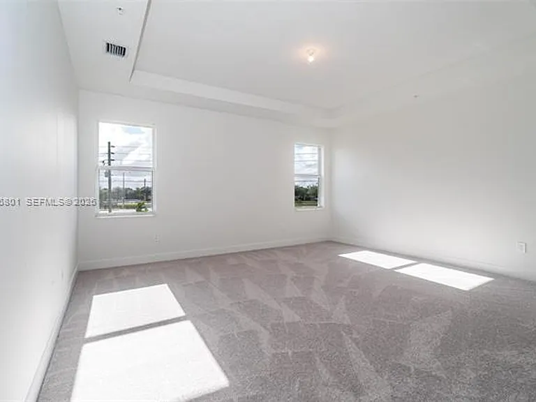 4480 SW 122nd Ter — Photo 14