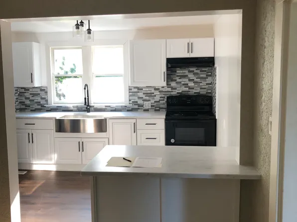 917 W Ionia St #1, Lansing, MI 48915