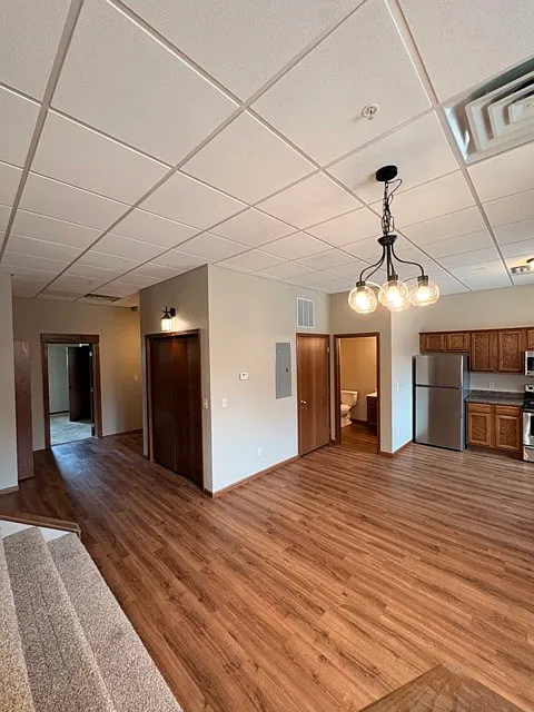 2 bed, 1200 sqft, $1,275 — Photo 4