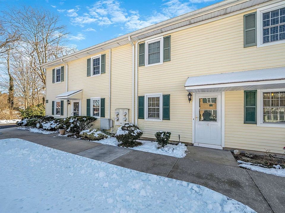 East Islip Gardens - 215 E Main St East Islip NY | Zillow