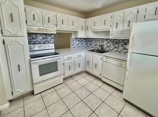 3000 Riverside Dr APT 201-1, Coral Springs, FL 33065