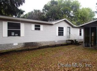 5969 SE 171st Ct, Ocklawaha, FL 32179