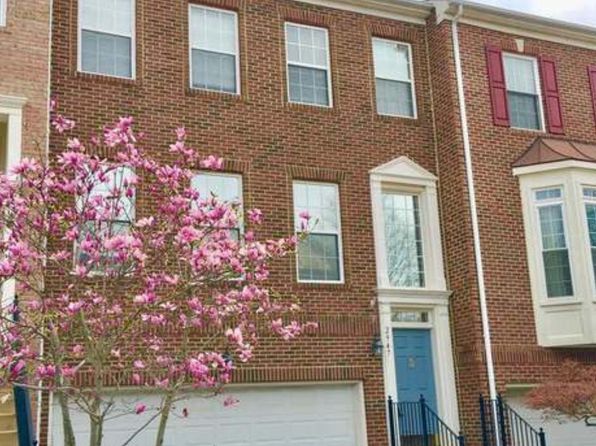 2947 Saxon Flowers Dr