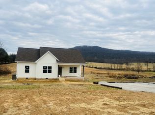 1751 Viola Rd, McMinnville, TN 37110