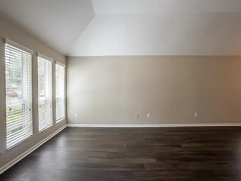 3039 Upland Spring Trce — Photo 9