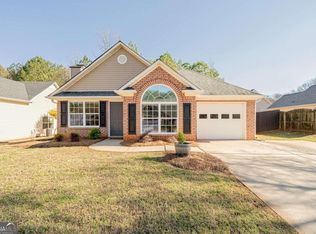 172 Tall Pine Ln, Athens, GA 30605