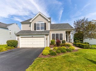 732 Wildflower Cir, Naperville, IL 60540