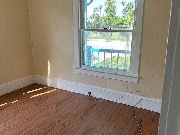 Front bedroom looking from door