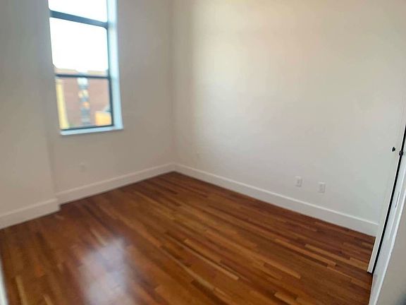 2nd image of 178 Bainbridge St #408