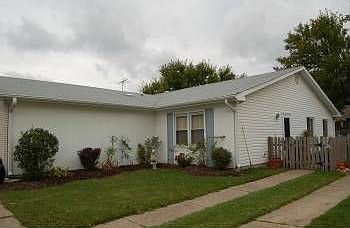 1st image of 142 Golden Dr