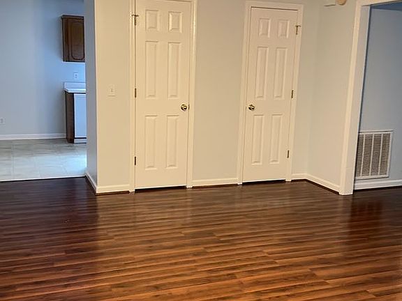 5th image of 308 Parker Pl SW