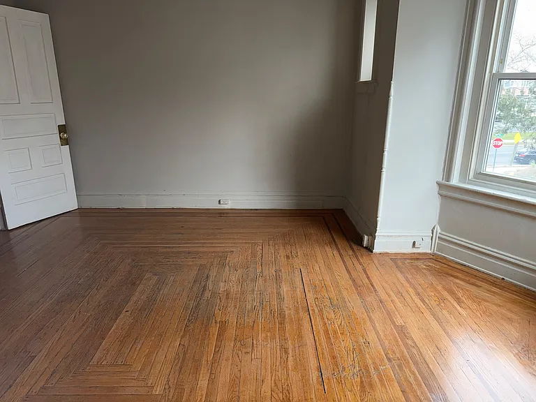 41 S Franklin St — Photo 10
