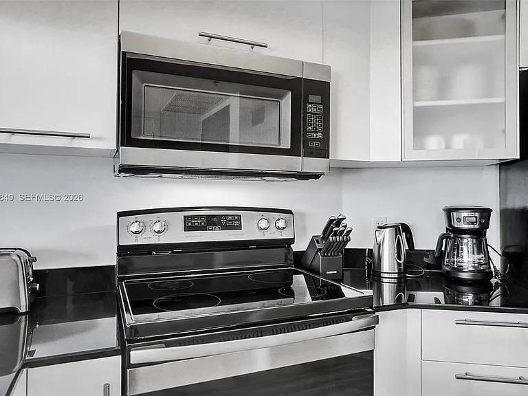 1750 N Bayshore Dr #3802 — Photo 6