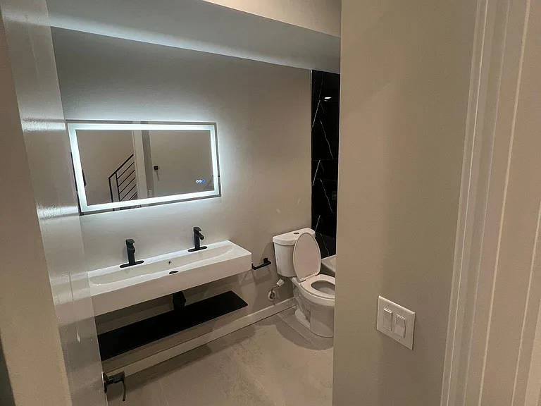 1501 S 25th St #11 — Photo 5