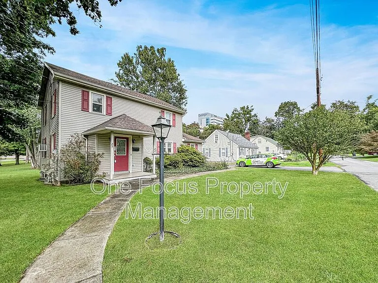 25 N Glenbrook Ave — Photo 14