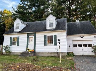 37 Laurel Hill Dr, South Burlington, VT 05403