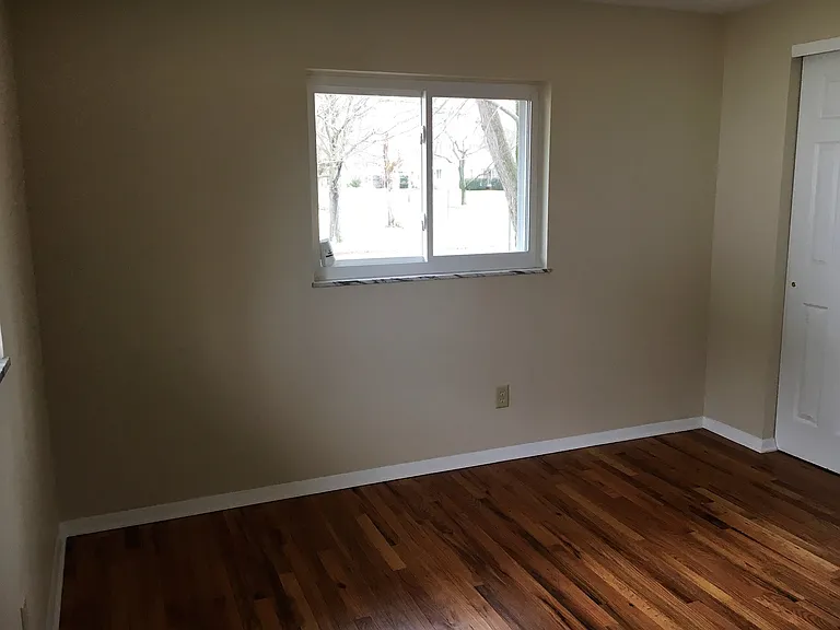 1216 Shanley Dr — Photo 21