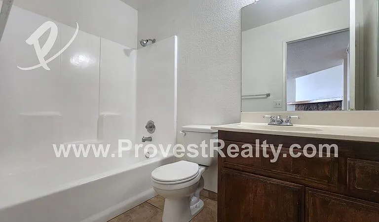21777 Panoche Rd #5 — Photo 13