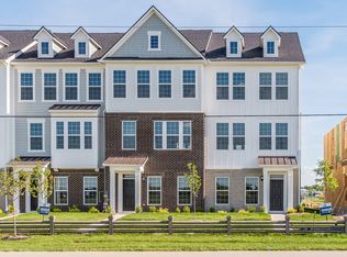 1812 Blenker Dr, Carmel, IN 46032