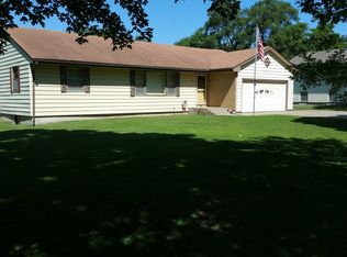 5221 NE Indian Creek Rd, Topeka, KS 66617