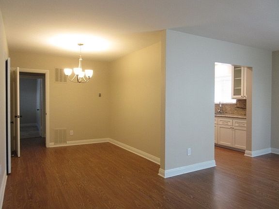 5th image of 8428 Amigo Ave APT 4
