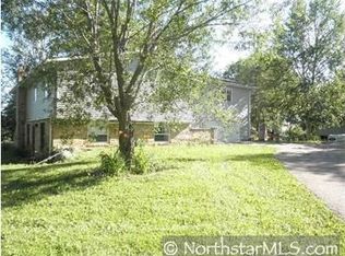 23141 Plateau Dr, Lakeville, MN 55044