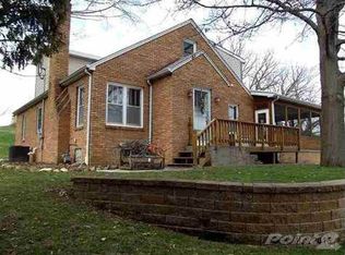 2635 W 32nd St, Dubuque, IA 52001