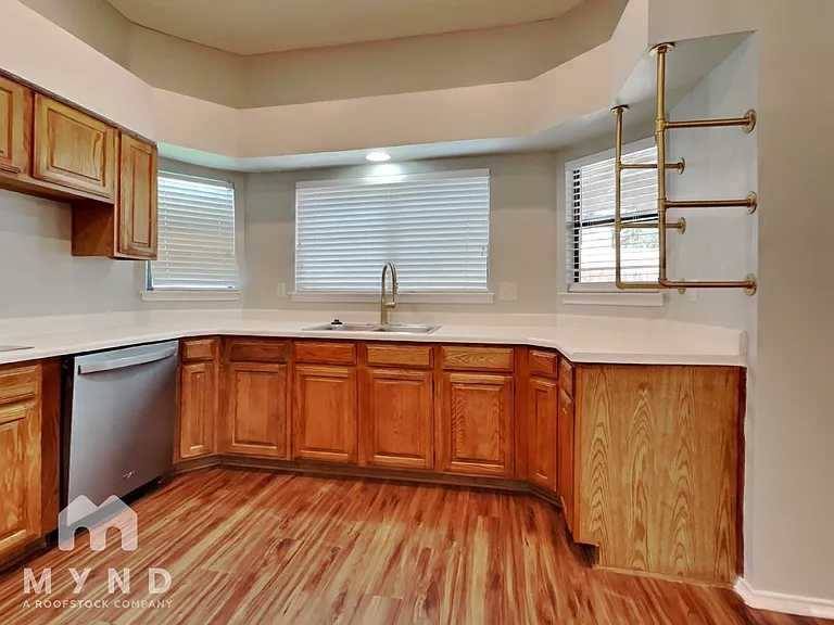 3403 Shallow Grv — Photo 9