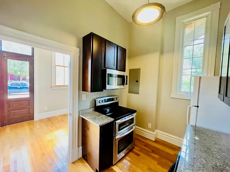2900 Cherokee St #B — Photo 5