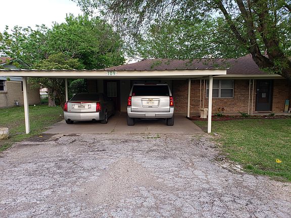 5th image of 109 S Meadow Dr