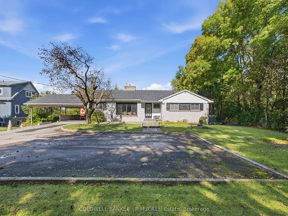 11836 Loyalist Pkwy