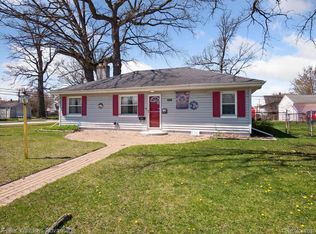 4862 Mildred St, Wayne, MI 48184