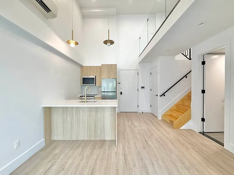 78 Beaver St #3B — Photo 6