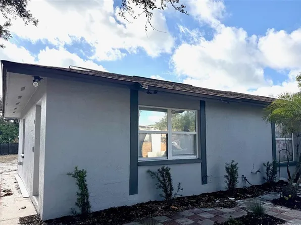 1415 24th St E, Bradenton, FL 34208