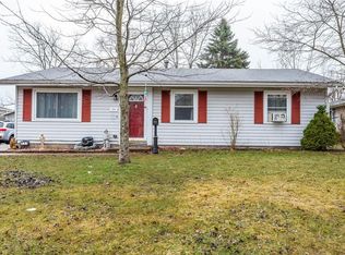 488 Crickett Rd, Chardon, OH 44024