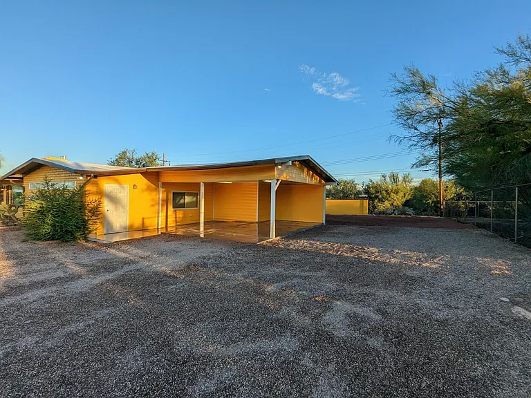 1062 W Ina Rd #B — Photo 42