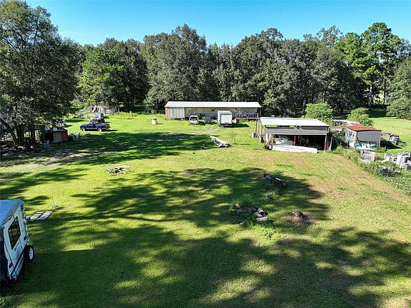 3rd image of 25087 Morton Rd