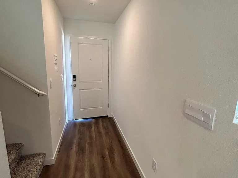805 Congaree Ln — Photo 6