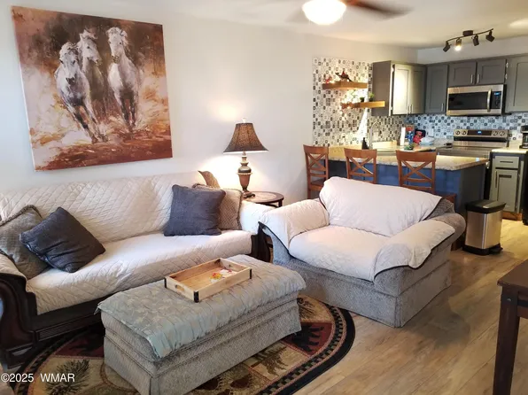 2700 S White Mountain Rd APT 1007, Show Low, AZ 85901