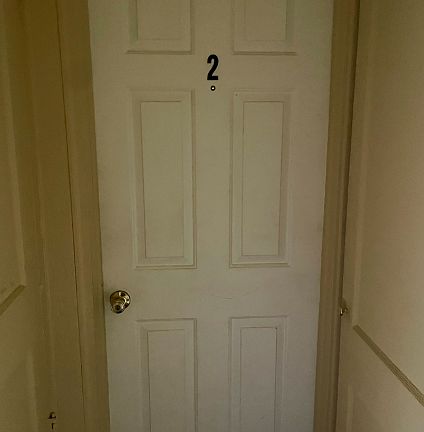 4th image of 250 Oakdale Ave APT 2