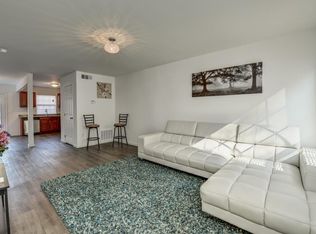 12 Chatfield Dr APT B, Stone Mountain, GA 30083