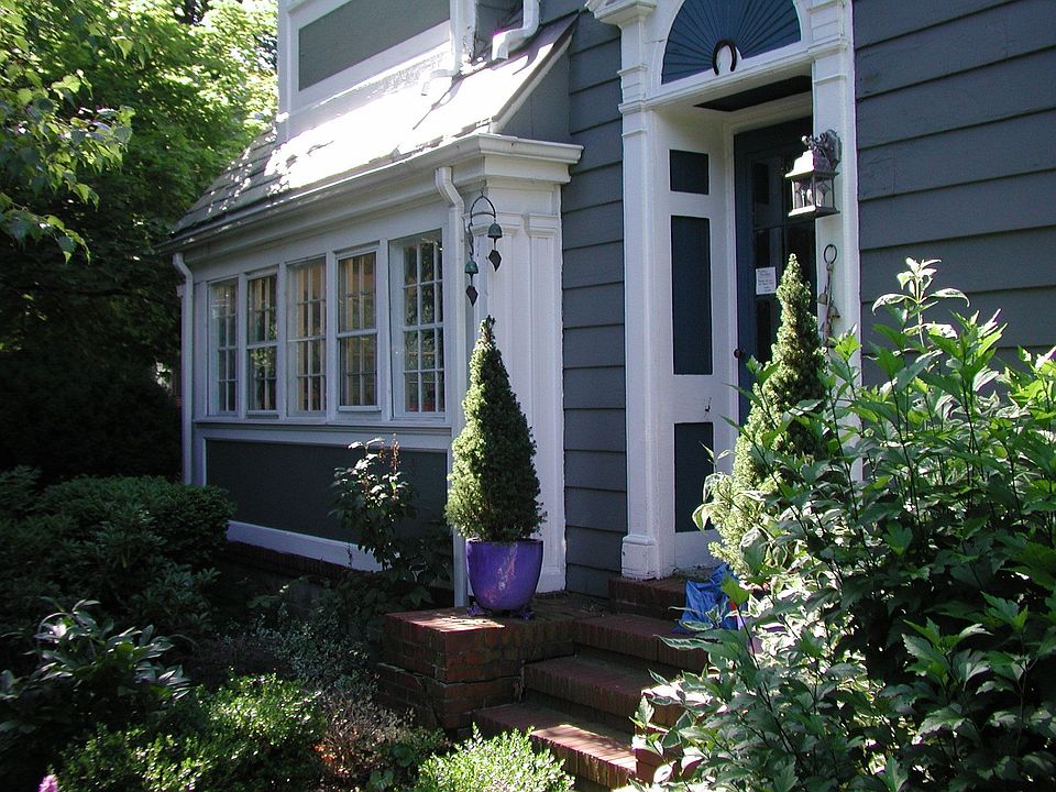 entrance to house with garden